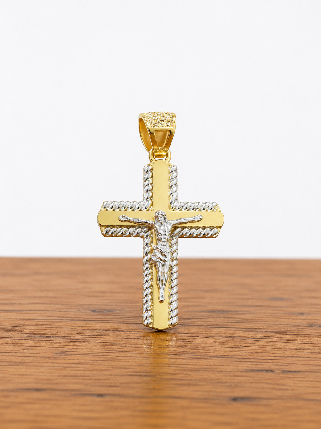 Cadena Franco + dije Cruz 14